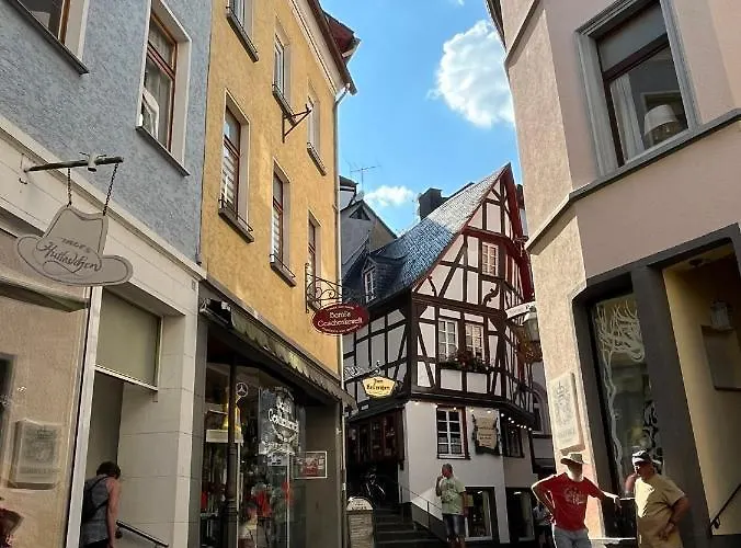 Meyver Centrum. Apartman *