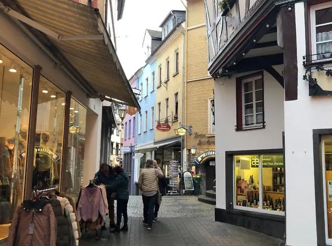 Meyver Centrum. * Cochem